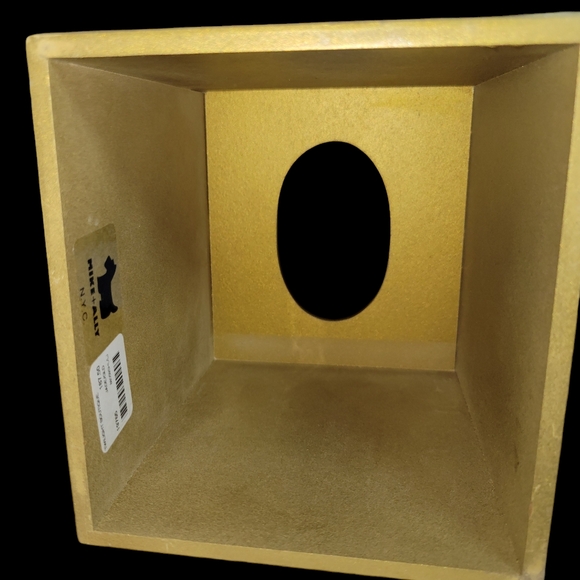 NWT Mike+Ally N.Y.C Tissue Box Cover - Picture 3 of 4